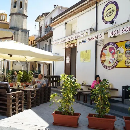 Sansi's Bed & Breakfast
