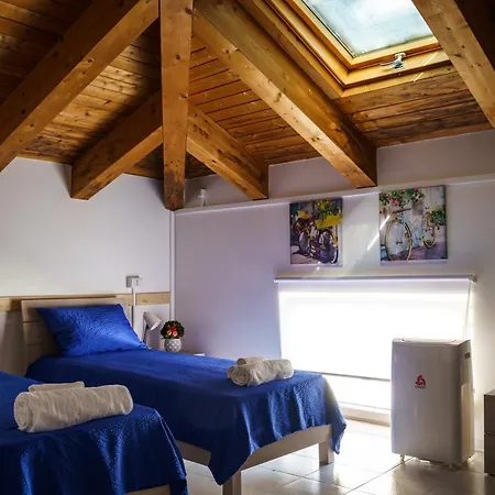 Sansi's Bed & Breakfast