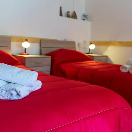 Sansi's Bed & Breakfast